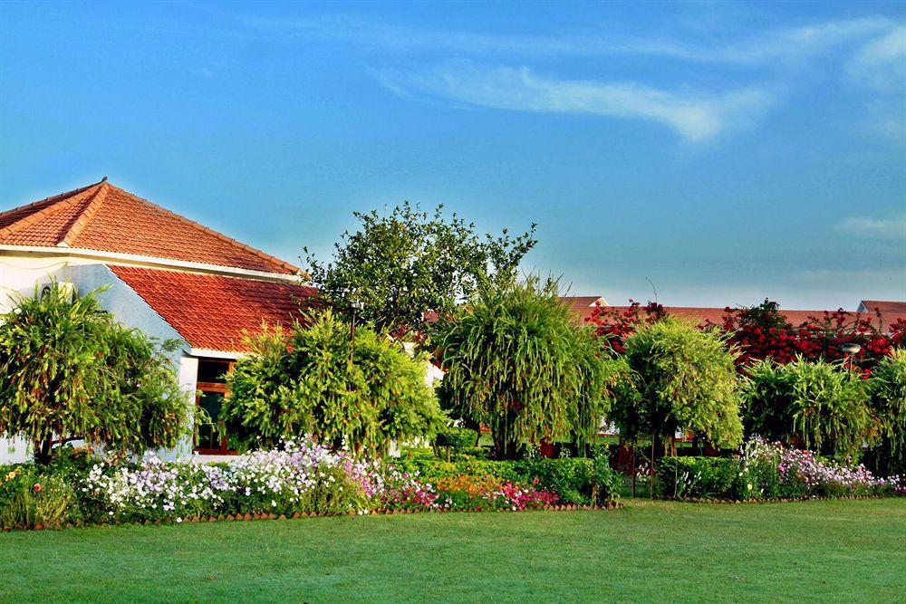 Naturoville Ayurvedic And Yoga Retreat Hotel Rishīkesh Exterior foto