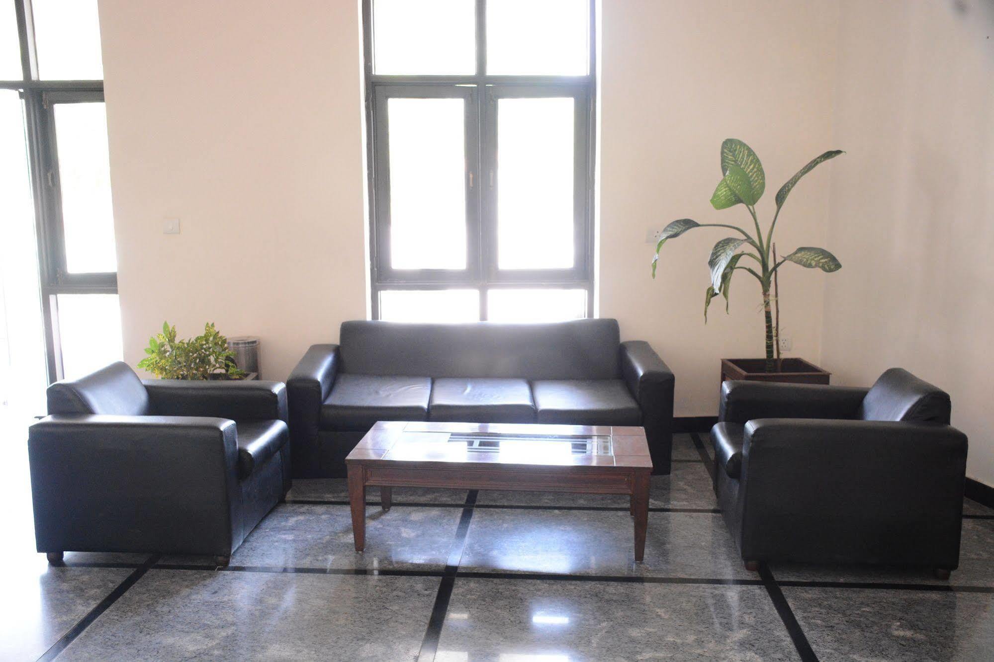 Naturoville Ayurvedic And Yoga Retreat Hotel Rishīkesh Exterior foto