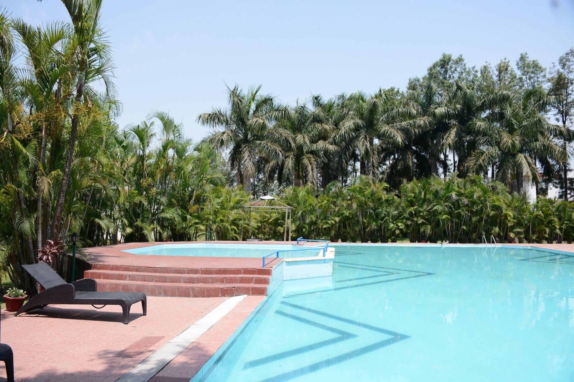 Naturoville Ayurvedic And Yoga Retreat Hotel Rishīkesh Exterior foto