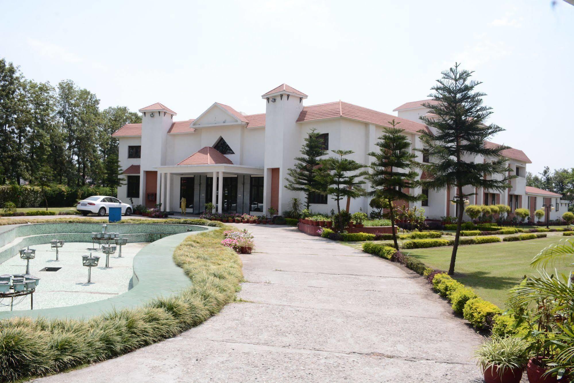 Naturoville Ayurvedic And Yoga Retreat Hotel Rishīkesh Exterior foto
