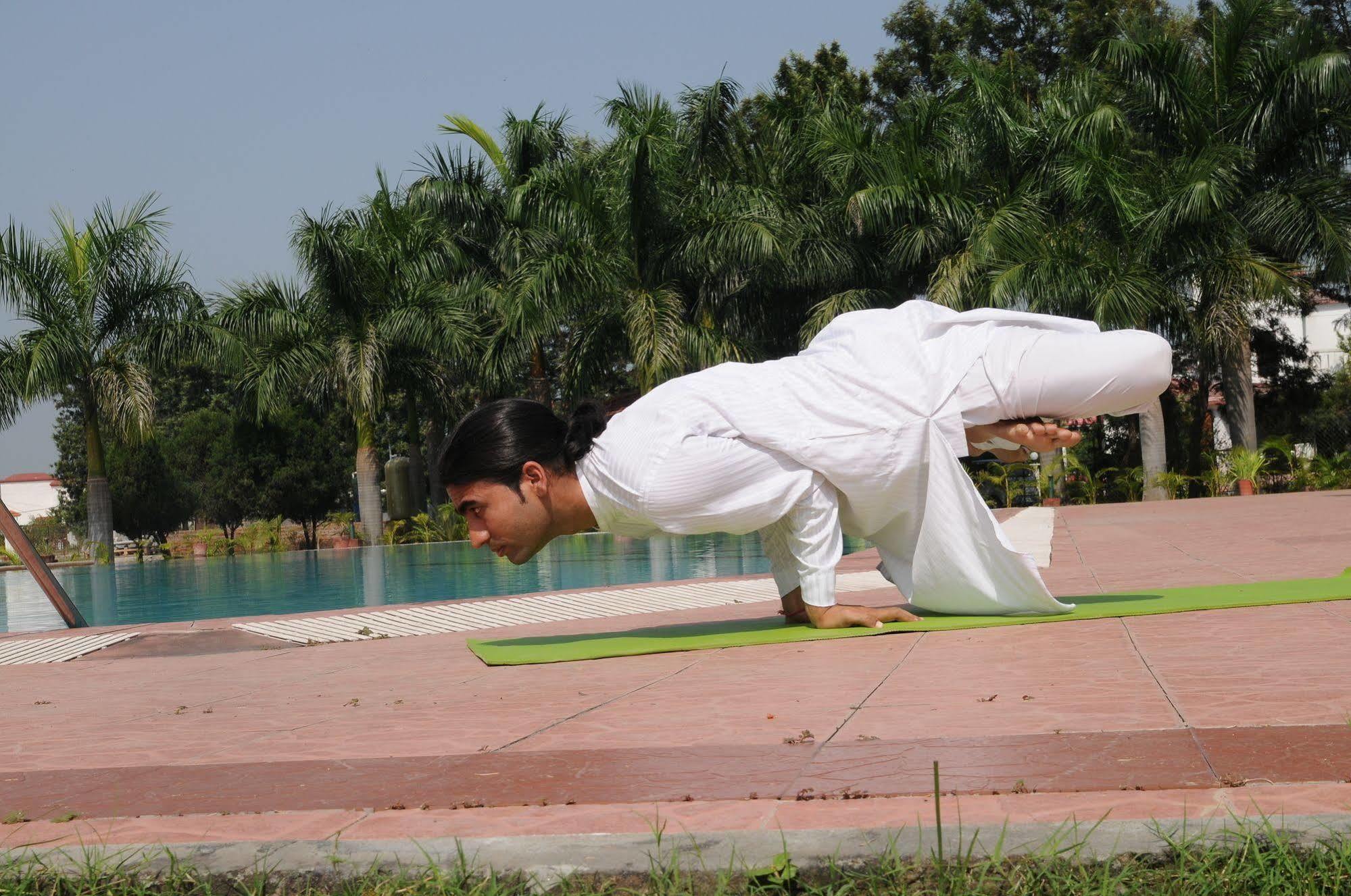 Naturoville Ayurvedic And Yoga Retreat Hotel Rishīkesh Exterior foto