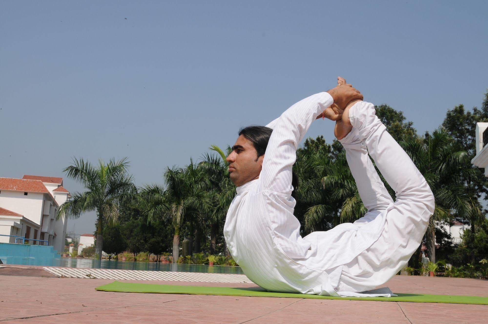 Naturoville Ayurvedic And Yoga Retreat Hotel Rishīkesh Exterior foto