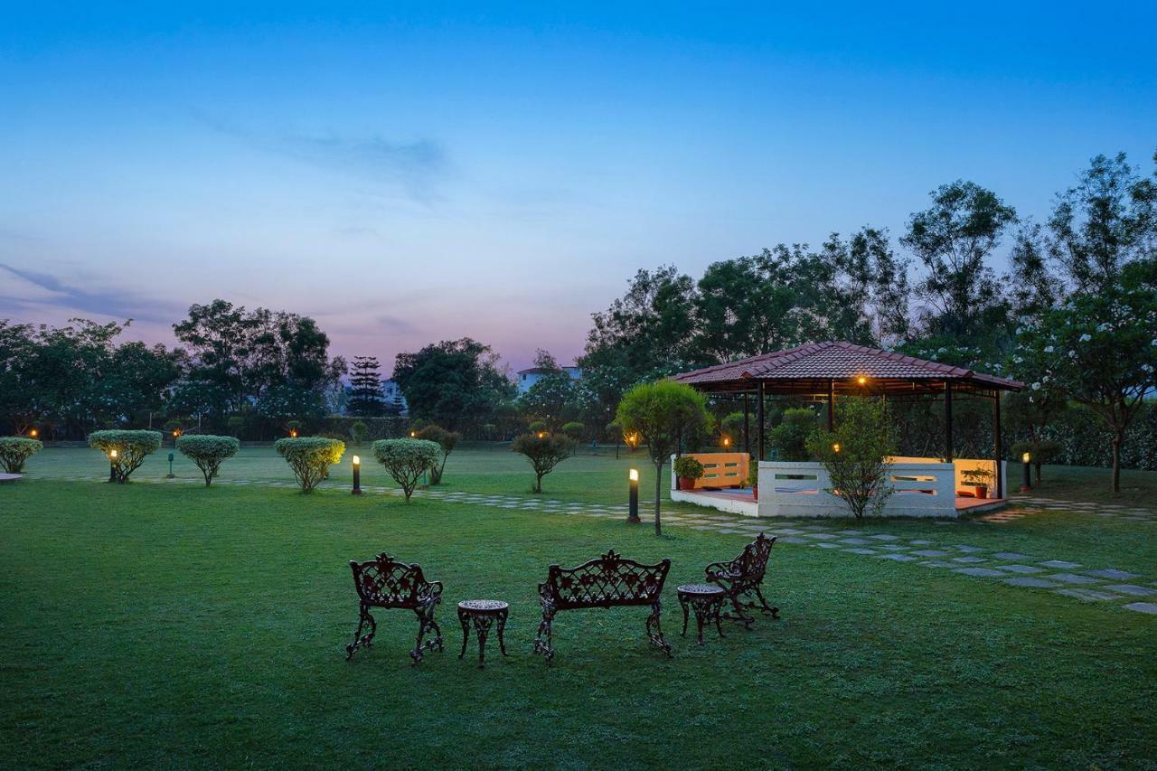 Naturoville Ayurvedic And Yoga Retreat Hotel Rishīkesh Exterior foto